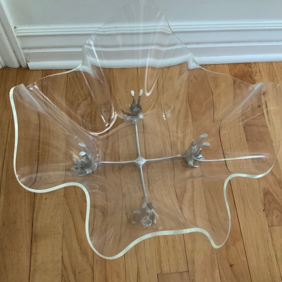 Arthur Court Vintage Handstand Bunny Rabbit Fluted Lucite Salad Fruit Bowl - Picture 10 of 11